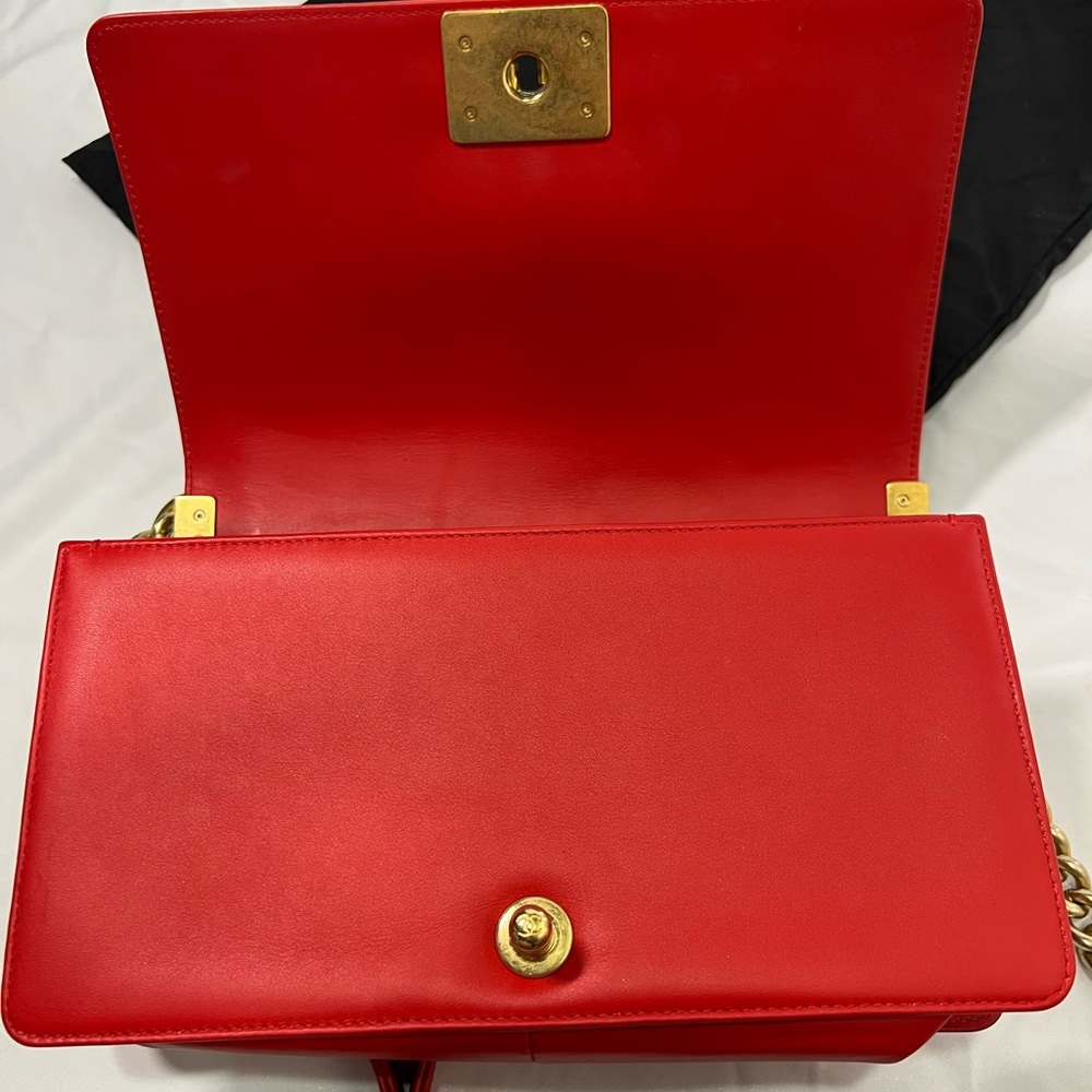 Chanel Red Python And Leather Medium Boy Flap Bag - image 5